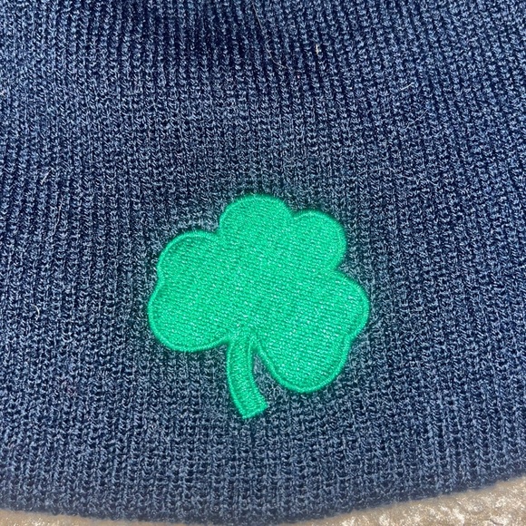 Top of the Navy Knit Cap - Picture 3 of 5